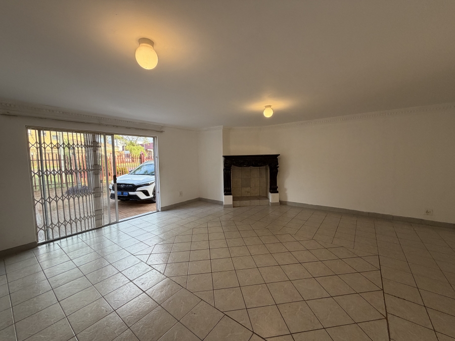 To Let 3 Bedroom Property for Rent in Erasmia Gauteng