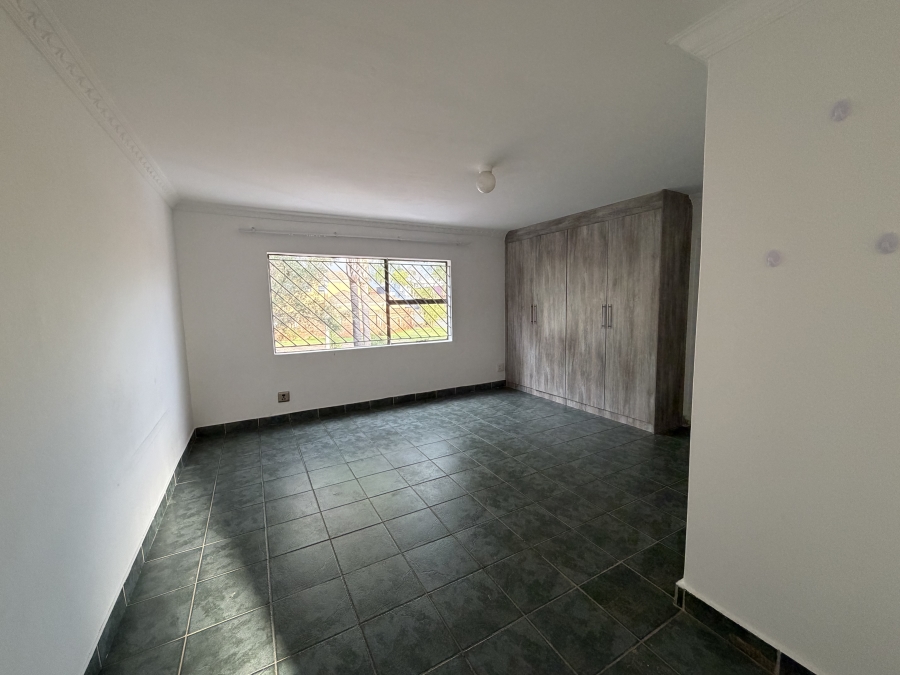 To Let 3 Bedroom Property for Rent in Erasmia Gauteng
