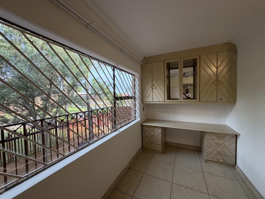 To Let 3 Bedroom Property for Rent in Erasmia Gauteng