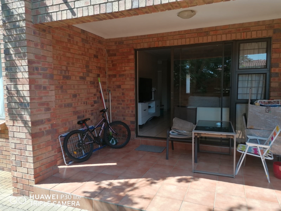 3 Bedroom Property for Sale in Willow Park Manor Gauteng