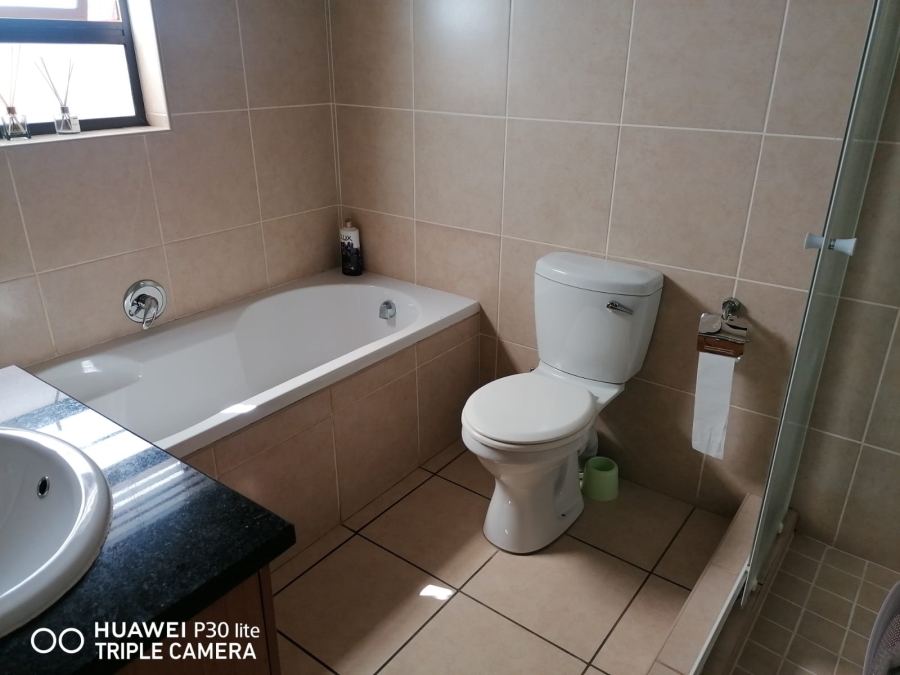3 Bedroom Property for Sale in Willow Park Manor Gauteng