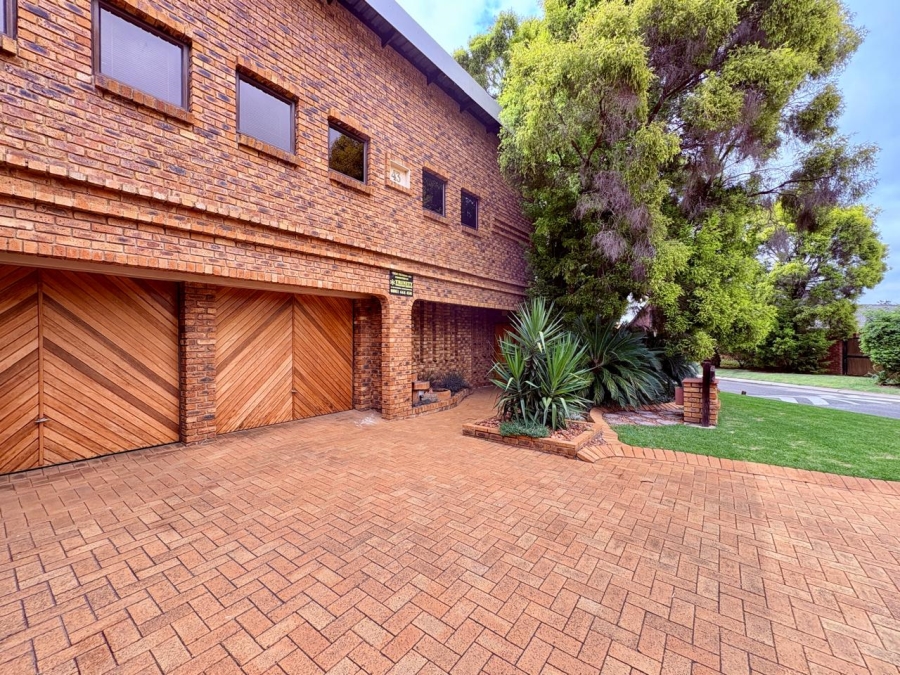 4 Bedroom Property for Sale in Sunward Park Gauteng