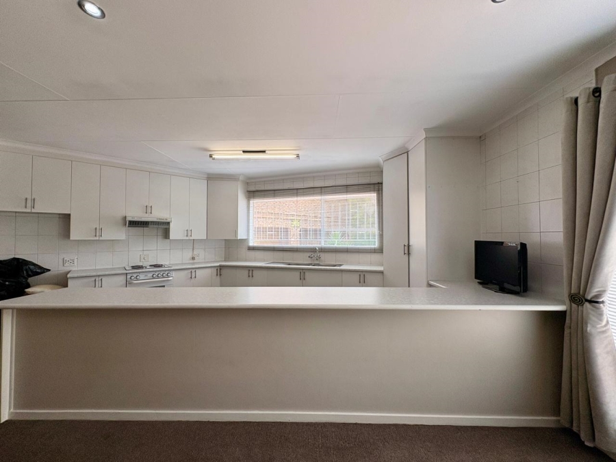 4 Bedroom Property for Sale in Sunward Park Gauteng