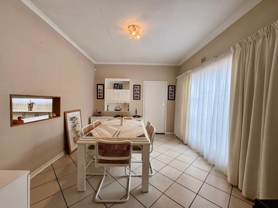 4 Bedroom Property for Sale in Sunward Park Gauteng