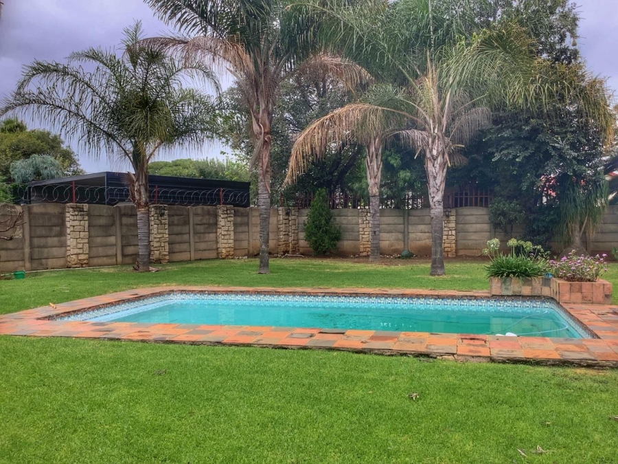 4 Bedroom Property for Sale in Randhart Gauteng
