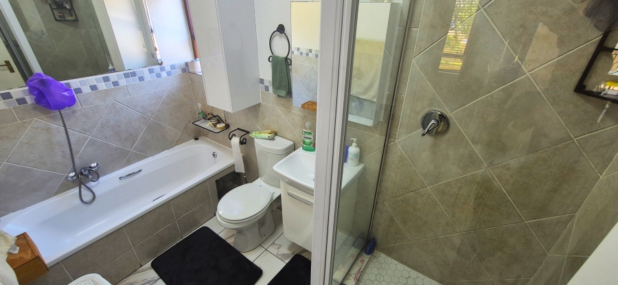 To Let 1 Bedroom Property for Rent in Sunninghill Gauteng