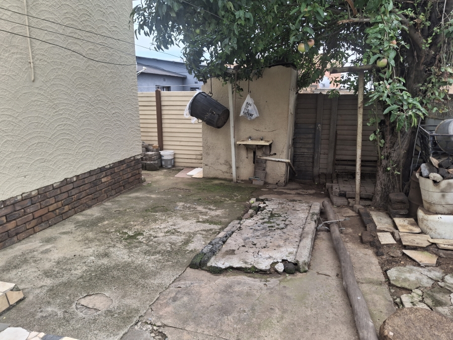 3 Bedroom Property for Sale in Mashimong Gauteng