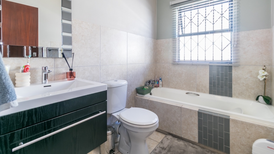 3 Bedroom Property for Sale in Summerset Gauteng