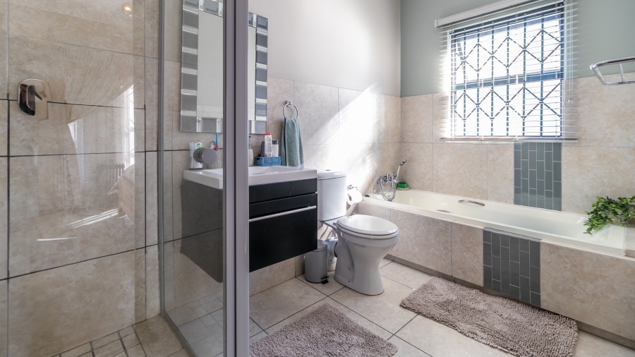 3 Bedroom Property for Sale in Summerset Gauteng