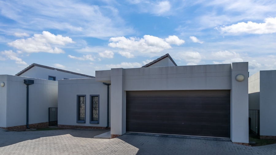 3 Bedroom Property for Sale in Summerset Gauteng