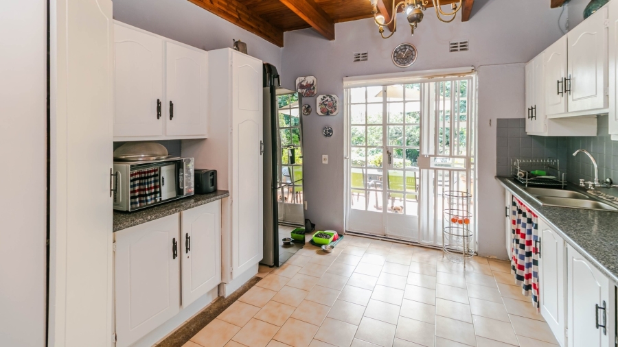 3 Bedroom Property for Sale in Glen Austin Gauteng