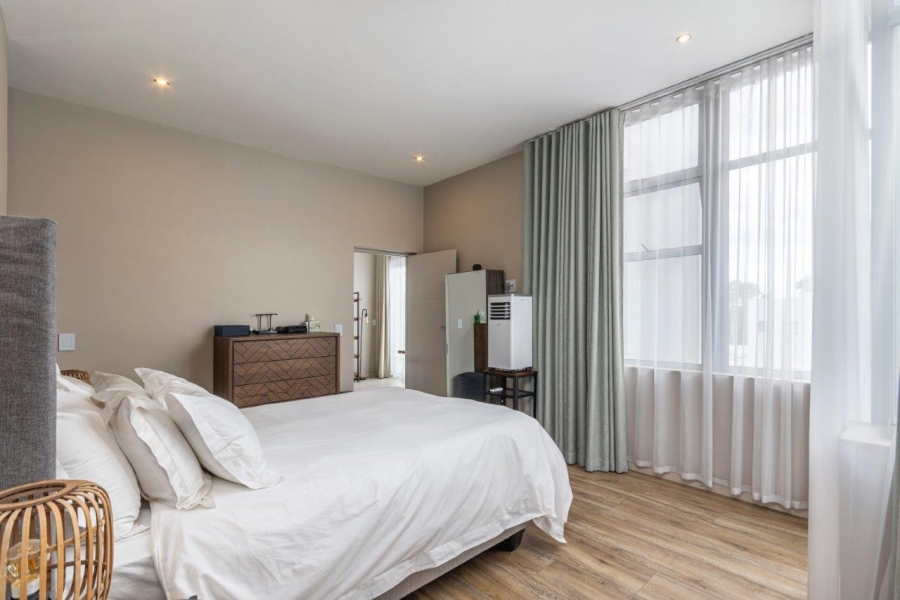 3 Bedroom Property for Sale in Bryanston Gauteng