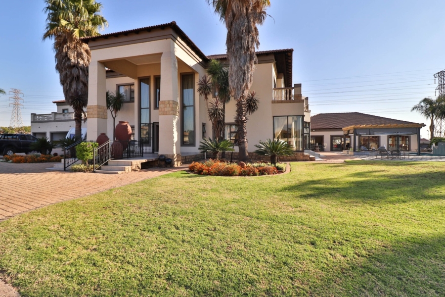 9 Bedroom Property for Sale in Parkrand Gauteng