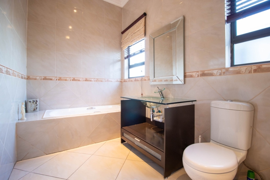 9 Bedroom Property for Sale in Parkrand Gauteng