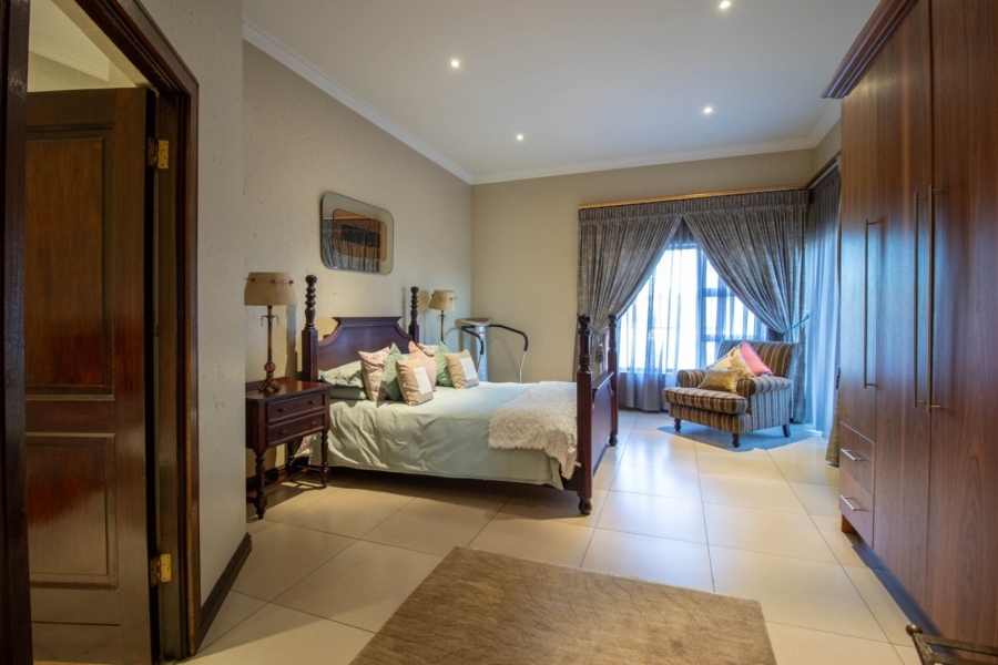 9 Bedroom Property for Sale in Parkrand Gauteng