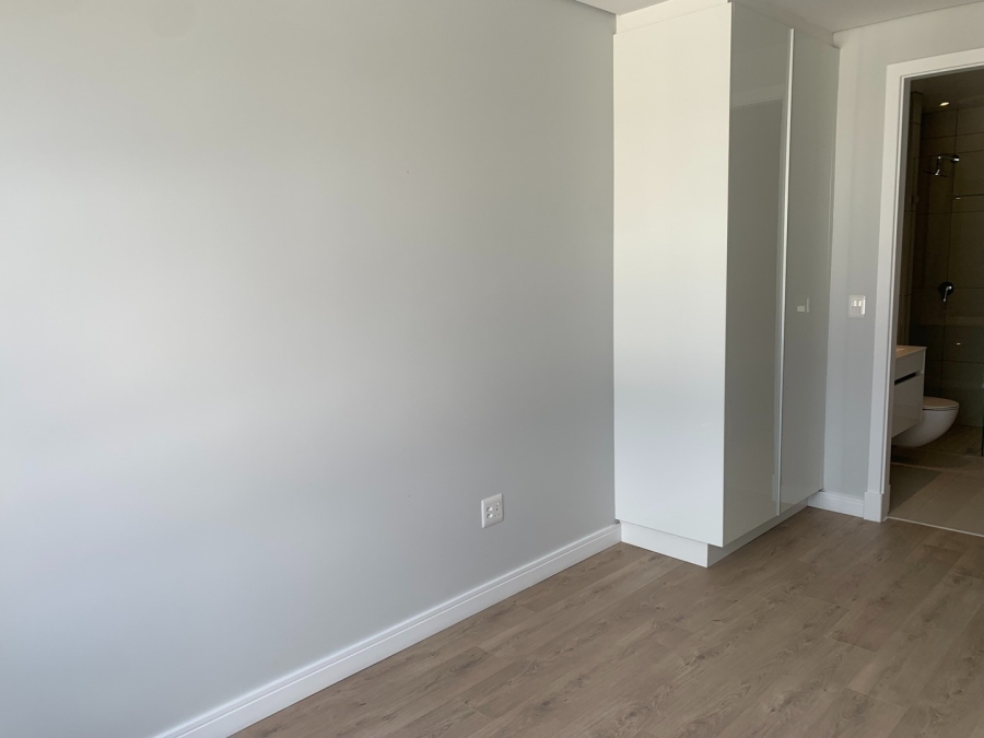 1 Bedroom Property for Sale in Rosebank Gauteng