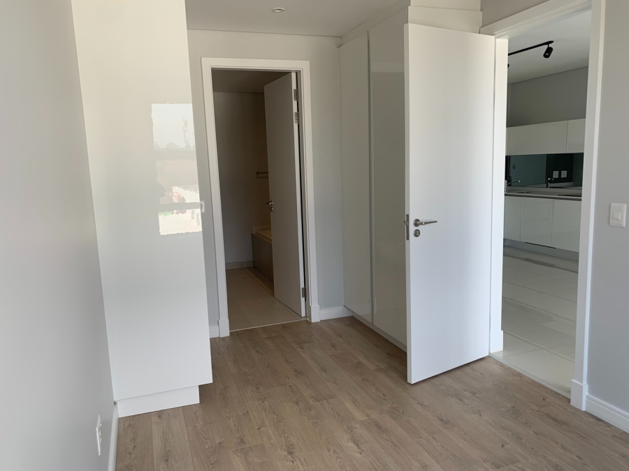 1 Bedroom Property for Sale in Rosebank Gauteng