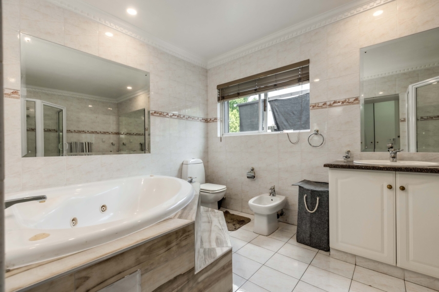 3 Bedroom Property for Sale in Dainfern Gauteng