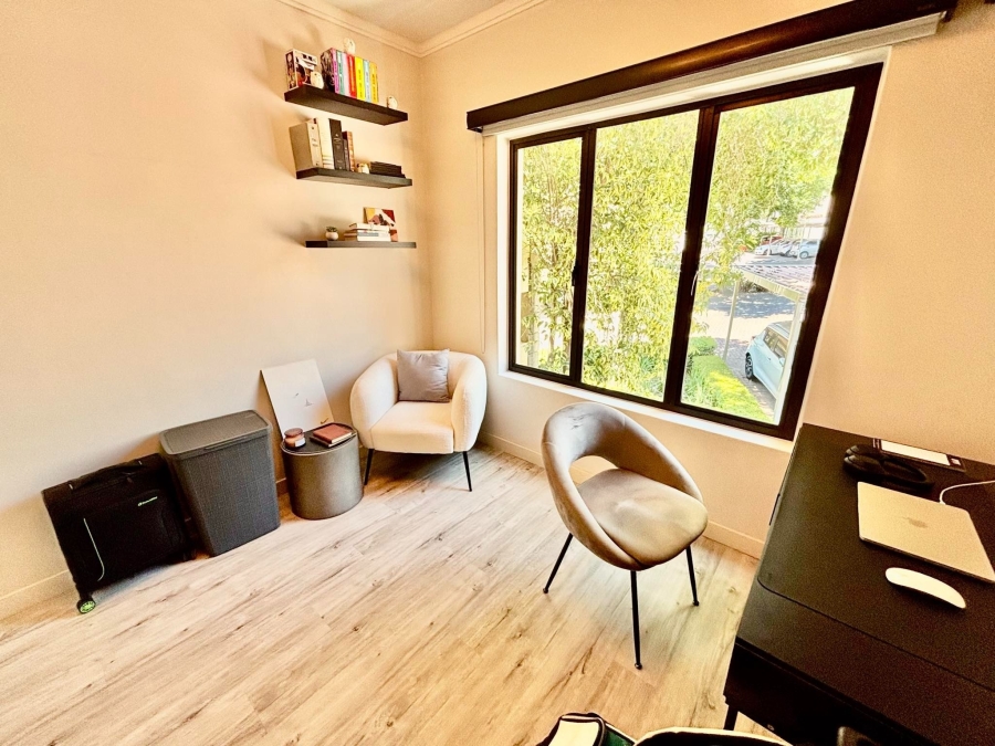 To Let 2 Bedroom Property for Rent in River Club Gauteng