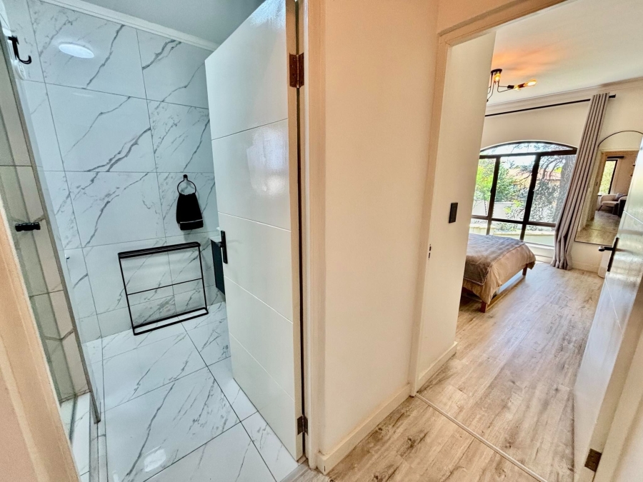 To Let 2 Bedroom Property for Rent in River Club Gauteng