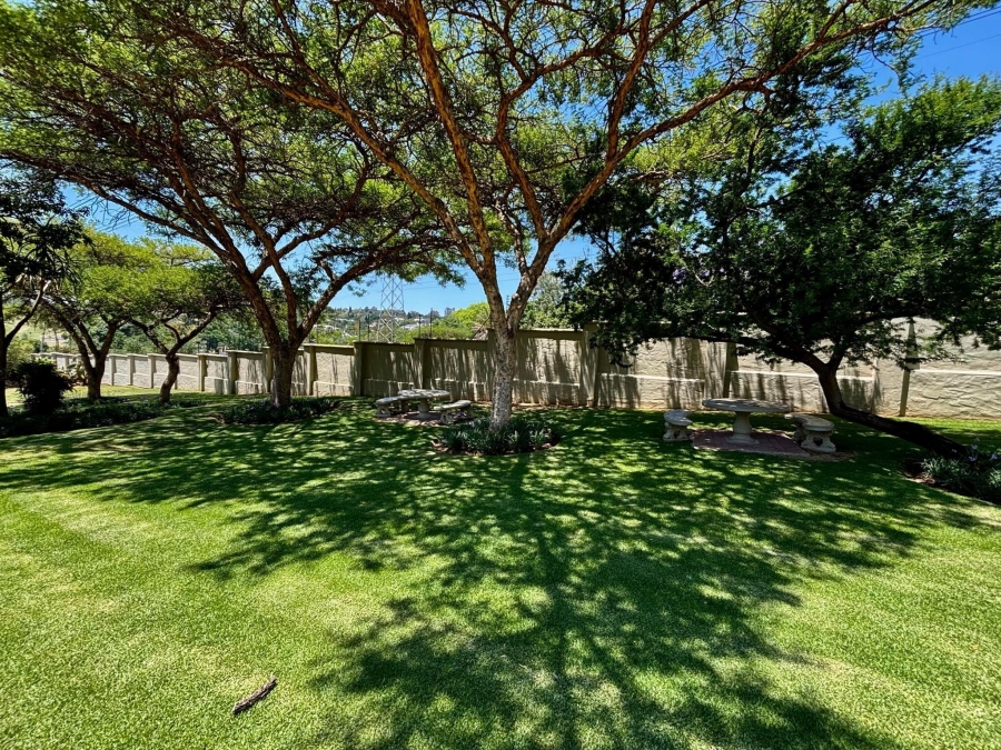 To Let 2 Bedroom Property for Rent in River Club Gauteng