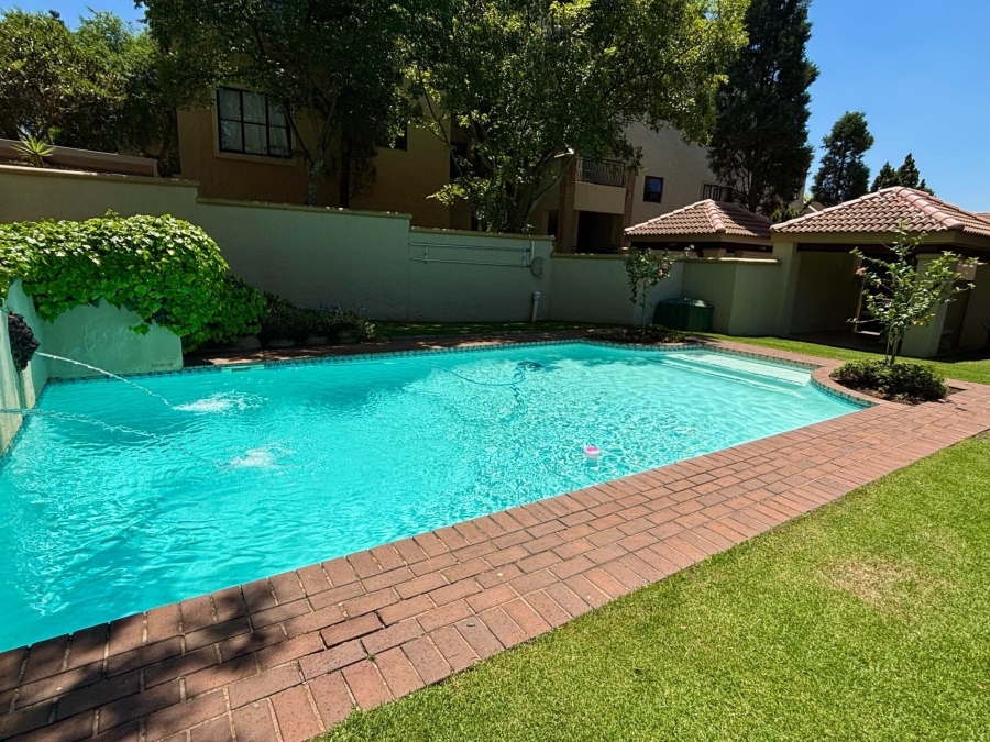 To Let 2 Bedroom Property for Rent in River Club Gauteng