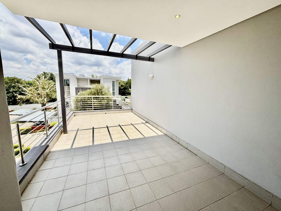 To Let 2 Bedroom Property for Rent in Morningside Gauteng