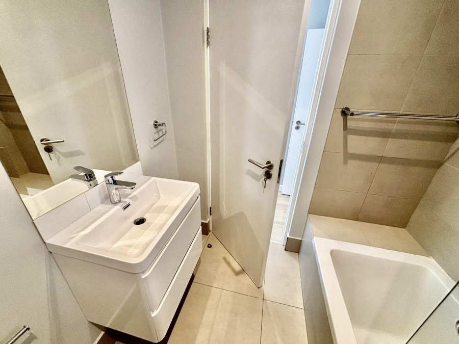 To Let 2 Bedroom Property for Rent in Morningside Gauteng