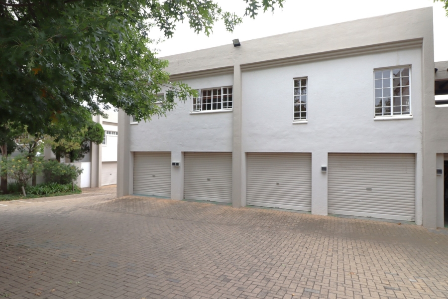 1 Bedroom Property for Sale in Rivonia Gauteng