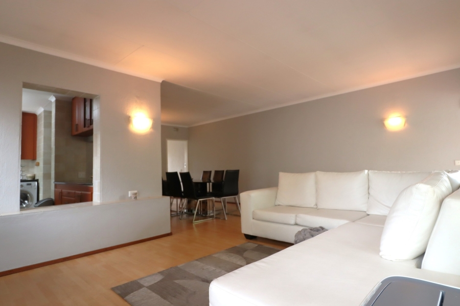 1 Bedroom Property for Sale in Rivonia Gauteng