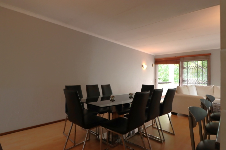 1 Bedroom Property for Sale in Rivonia Gauteng