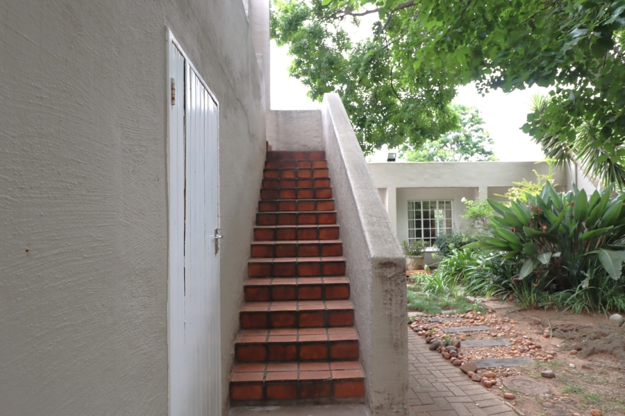 1 Bedroom Property for Sale in Rivonia Gauteng