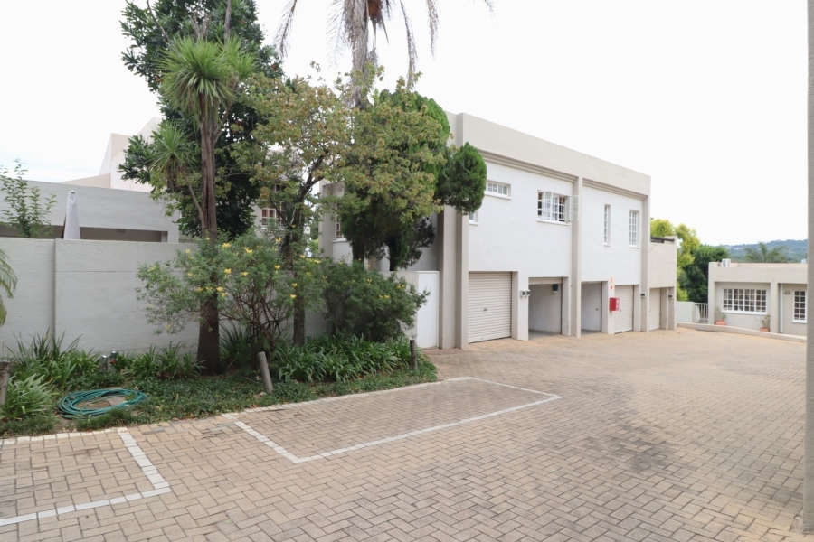 1 Bedroom Property for Sale in Rivonia Gauteng