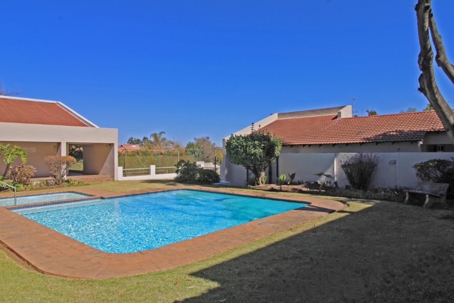 1 Bedroom Property for Sale in Rivonia Gauteng