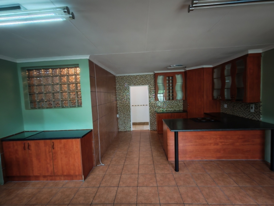 4 Bedroom Property for Sale in Randhart Gauteng