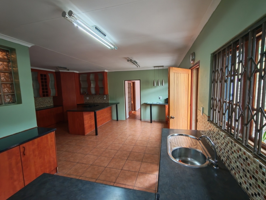 4 Bedroom Property for Sale in Randhart Gauteng
