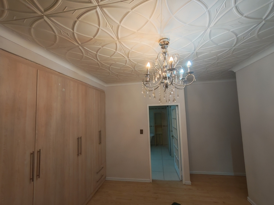 4 Bedroom Property for Sale in Randhart Gauteng