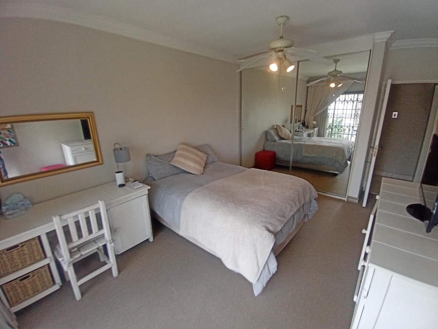 4 Bedroom Property for Sale in Glenvista Gauteng