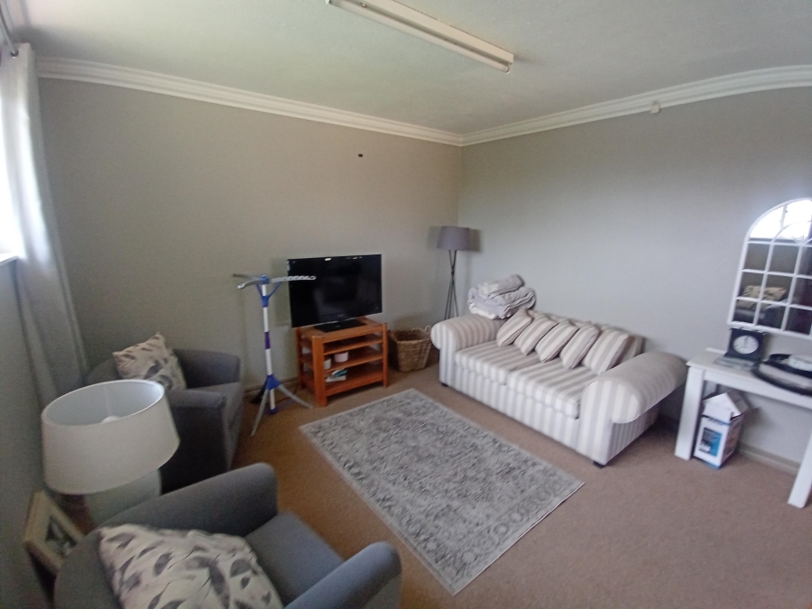 4 Bedroom Property for Sale in Glenvista Gauteng