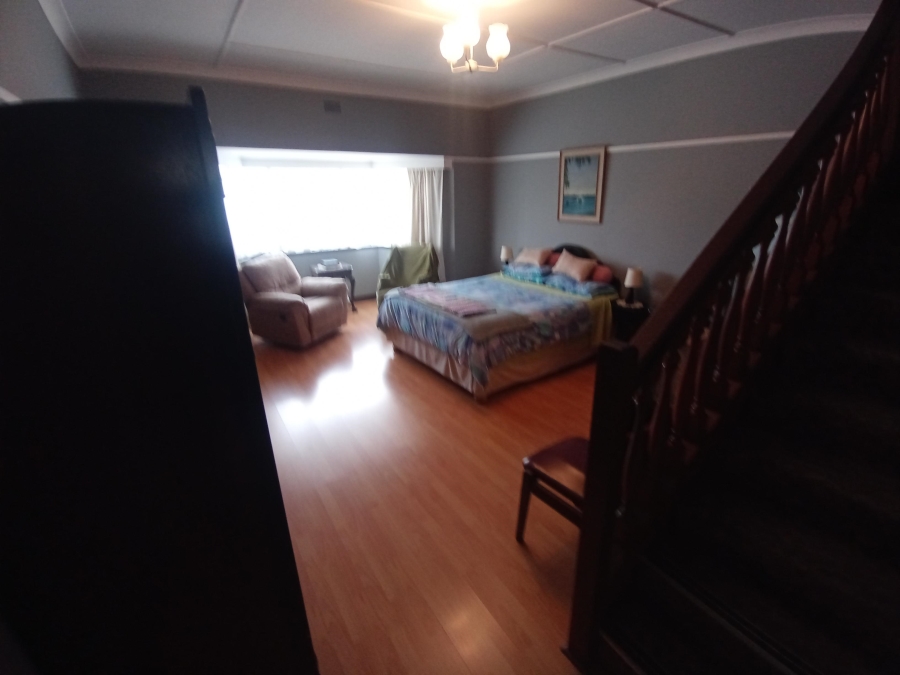 4 Bedroom Property for Sale in Linmeyer Gauteng