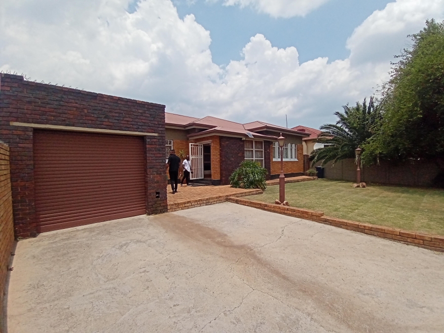 3 Bedroom Property for Sale in The Hill Gauteng