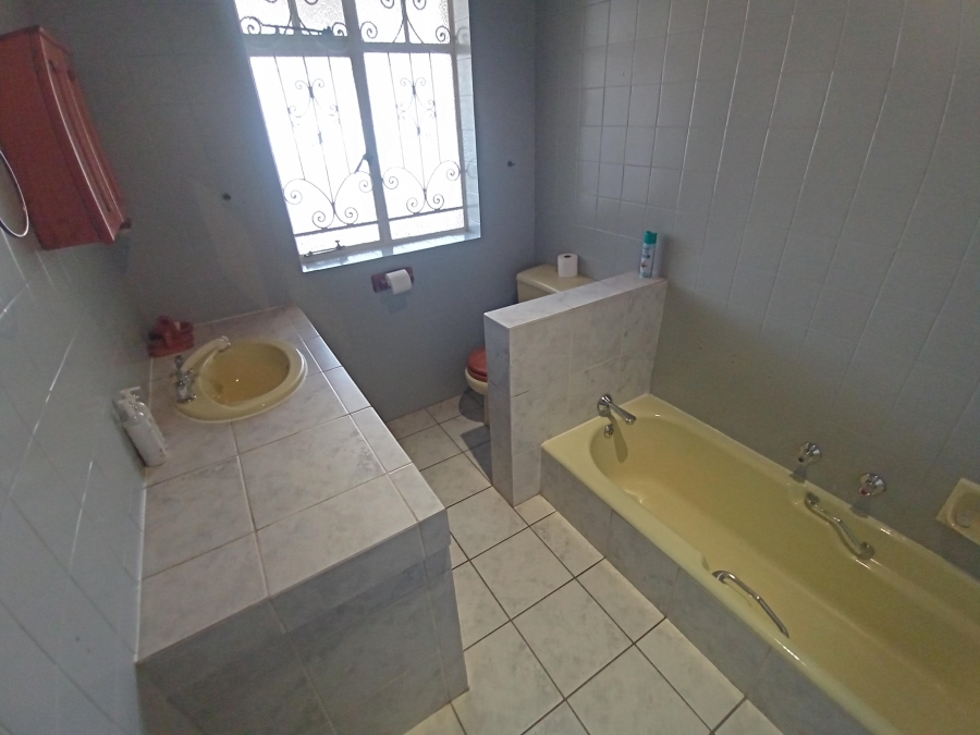 3 Bedroom Property for Sale in The Hill Gauteng