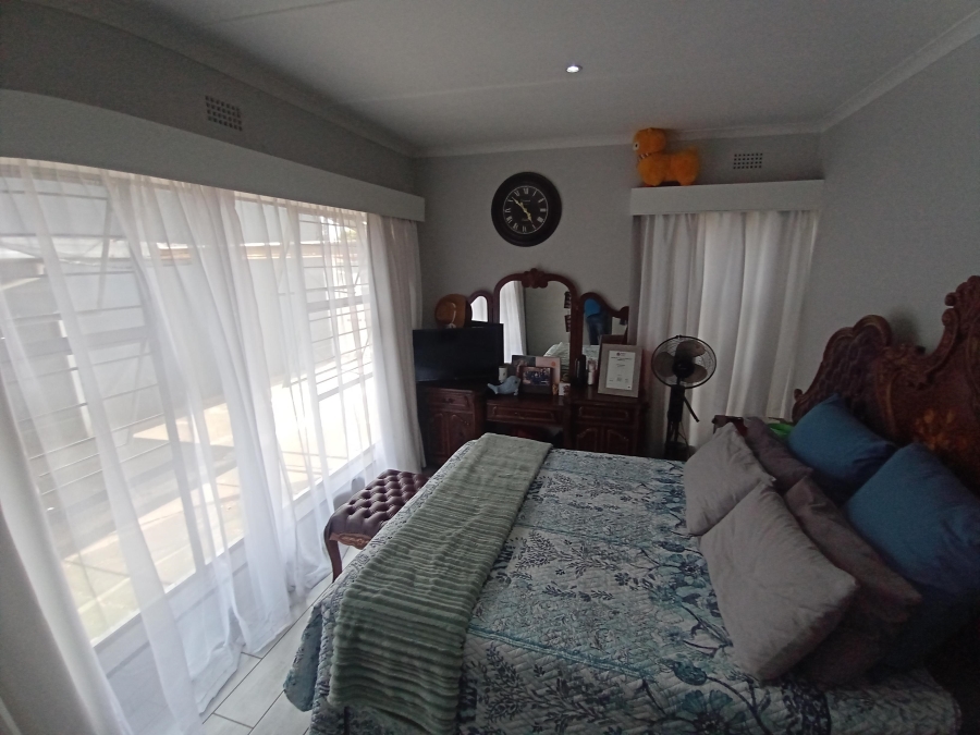 4 Bedroom Property for Sale in The Hill Gauteng