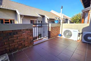 2 Bedroom Property for Sale in Meyersdal Gauteng