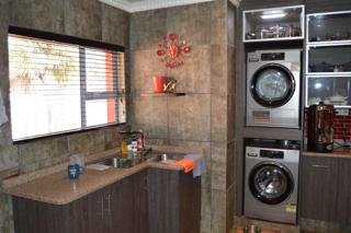 4 Bedroom Property for Sale in Brackendowns Gauteng