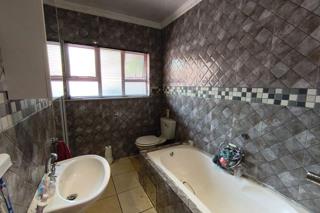 4 Bedroom Property for Sale in Brackendowns Gauteng