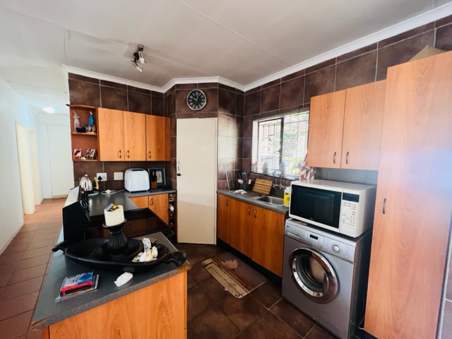 To Let 2 Bedroom Property for Rent in Annlin Gauteng