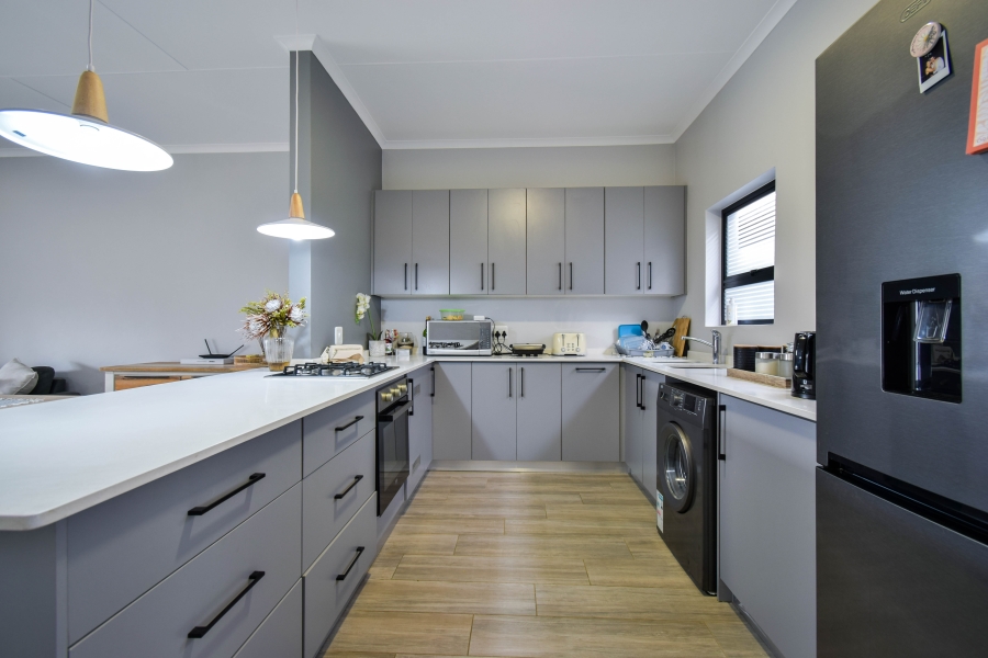 2 Bedroom Property for Sale in Olympus AH Gauteng