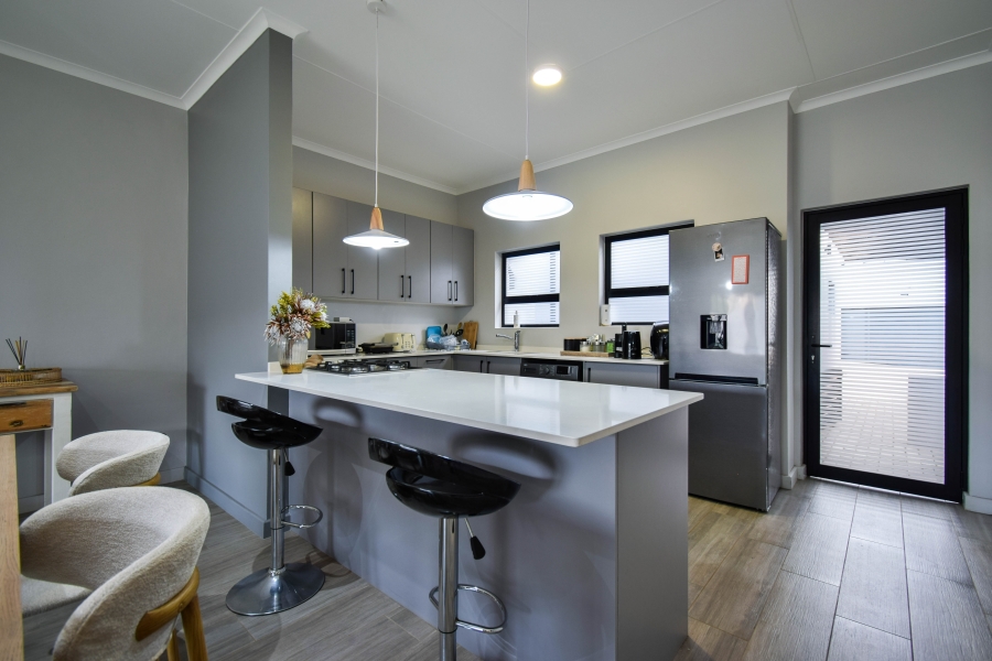 2 Bedroom Property for Sale in Olympus AH Gauteng