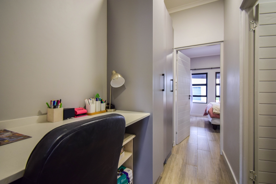 2 Bedroom Property for Sale in Olympus AH Gauteng